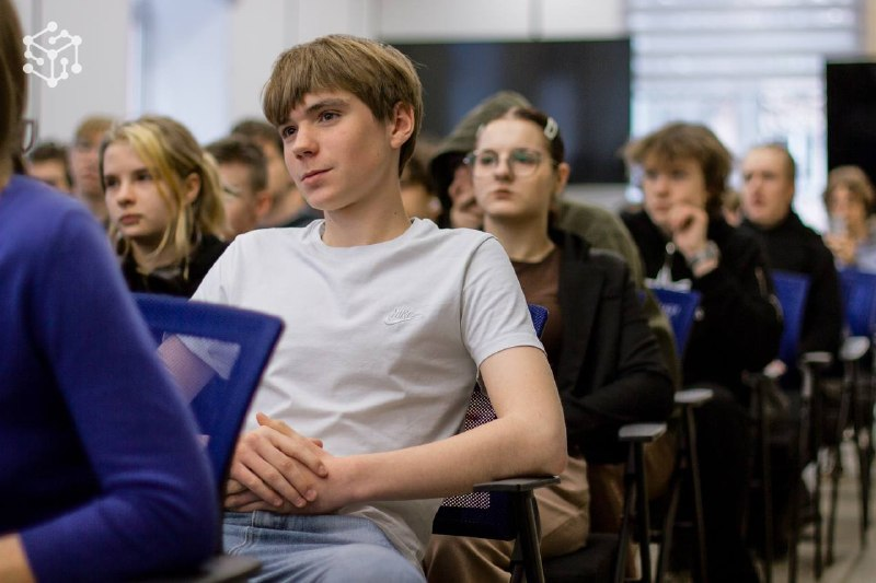 «От мечты — к реальности» — история полётов в космос