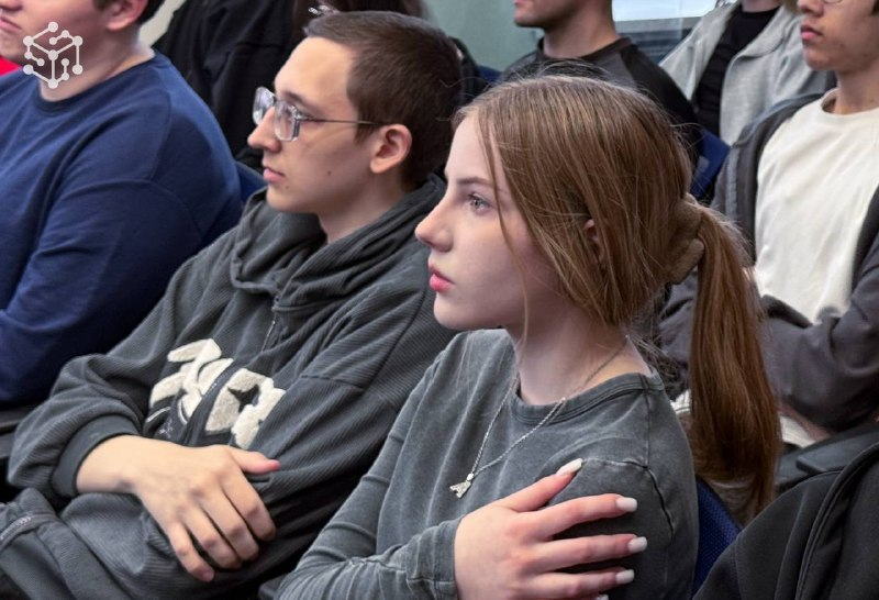 Тёмная сторона ИИ: поговорили о финансовой безопасности