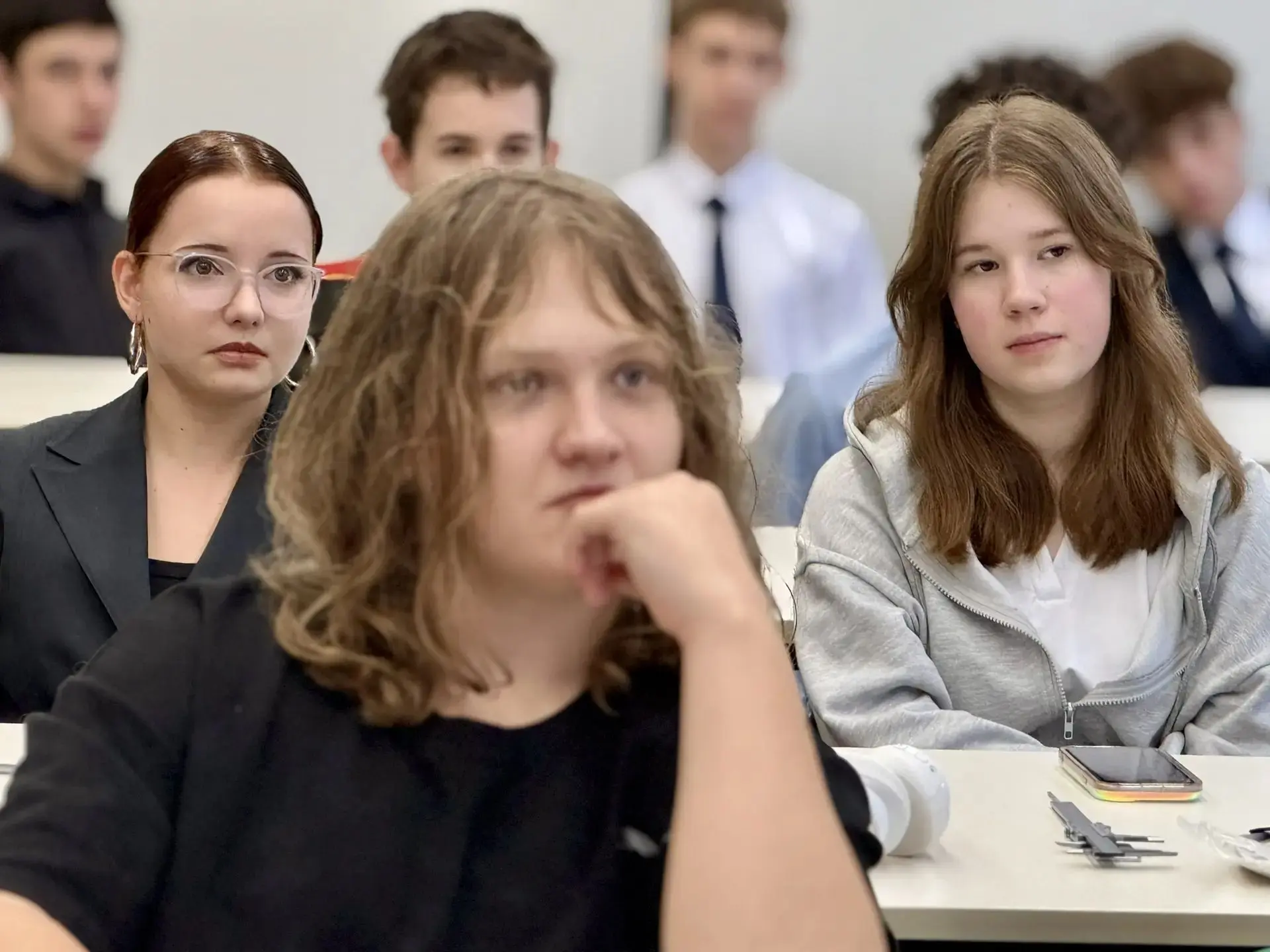 ЗНАКОМСТВО С ПРОФЕССИЯМИ БУДУЩЕГО: ОТ ТЕОРИИ К ПРАКТИКЕ!